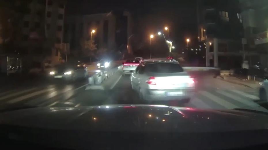 Makas Atarak Trafiği Tehlikeye Soktuğu Tespit Edilen Sürücüye Ağır Ceza