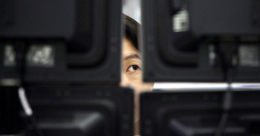 ABD ve İngiltere'nin Çinli bilgisayar korsanlarını siber casuslukla suçlayan yaptırım kararı