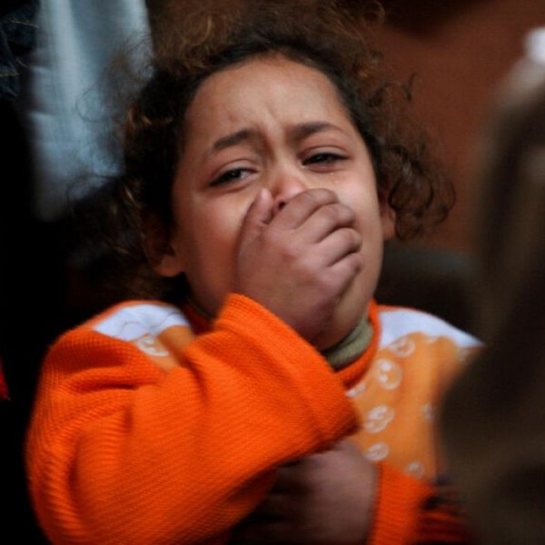 Gazze'de çocukların tedavi gördüğü hastaneye giden yabancı doktorlar 'dehşete düştü'