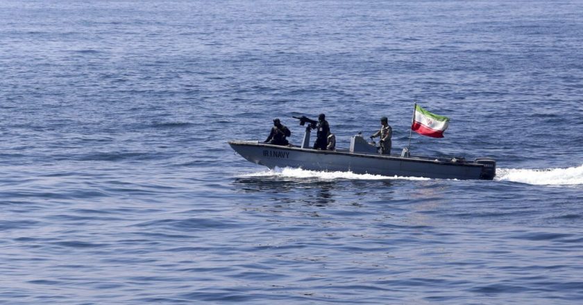 İran, Basra Körfezi'nde ele geçirilen Portekiz bayraklı geminin mürettebatını serbest bırakacak