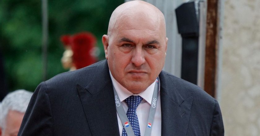 İtalya Savunma Bakanı Guido Crosetto: Rusya ile diyalog kanalları açık kalmalı