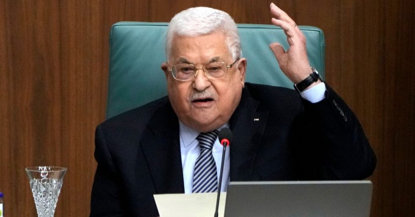 Abbas'ın da aralarında bulunduğu uluslararası liderler 'Gazze görüşmeleri' için Riyad'da bir araya geldi