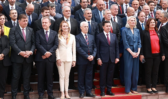 Muğla Büyükşehir Belediye Başkanı Ahmet Aras, CHP Yerel Yönetimler Semineri'ne katıldı – GÜNDEM
