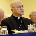 Vatikan, eski Amerikan büyükelçisi Başpiskopos Vigano'yu “ayrılıkçılık” suçlamasıyla aforoz etti