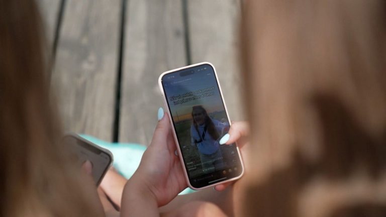 Danimarka'daki bazı okullarda öğrencilerin sosyal medyaya ve alışveriş sitelerine erişimi yasaklanıyor.