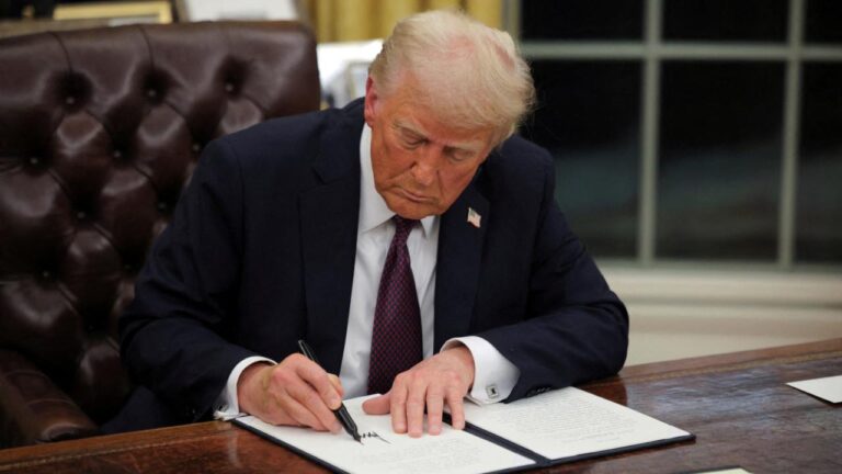 Trump, “Ulusal Enerji Etki Alanı Konseyi” nin kurulması için kararnameyi imzaladı.