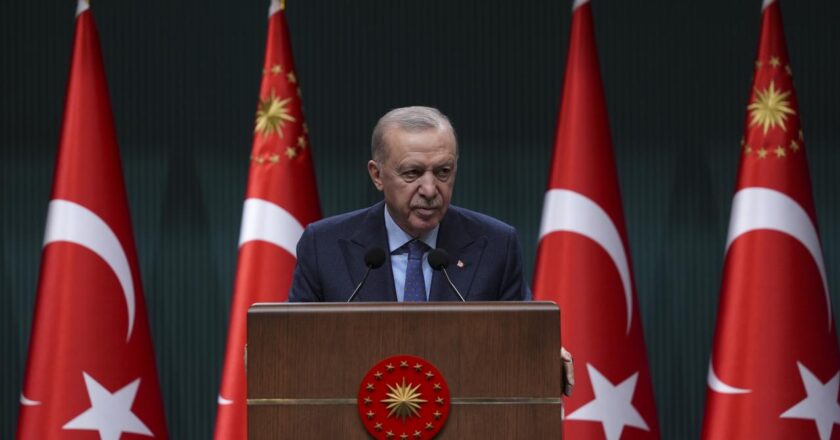 Cumhurbaşkanı Erdoğan’dan Özel’e geçmiş olsun telefonu