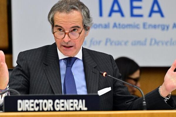 IAEA, İran’daki müfettişlerini geri çekti