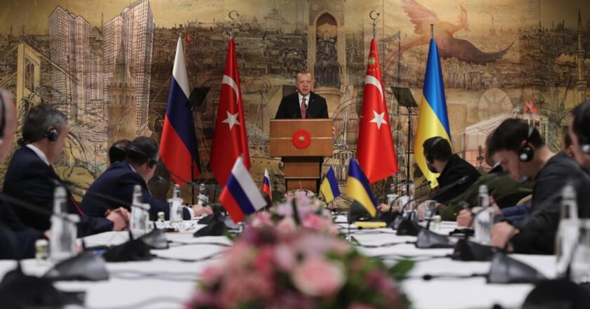 Diplomasi masası bir kez daha Türkiye'de kuruluyor