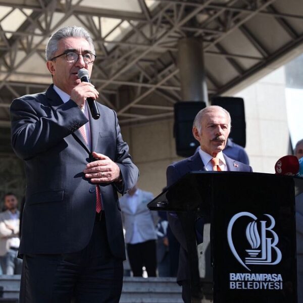 CHP’li Bayrampaşa Belediyesi’ne operasyon: Belediye Başkanı Hasan Mutlu gözaltına alındı