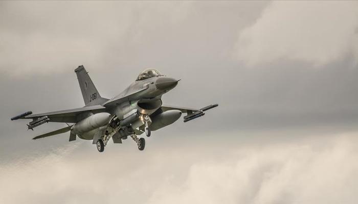 ABD savaş uçakları Alaska açıklarında 4 Rus uçağına karşı havalandı
