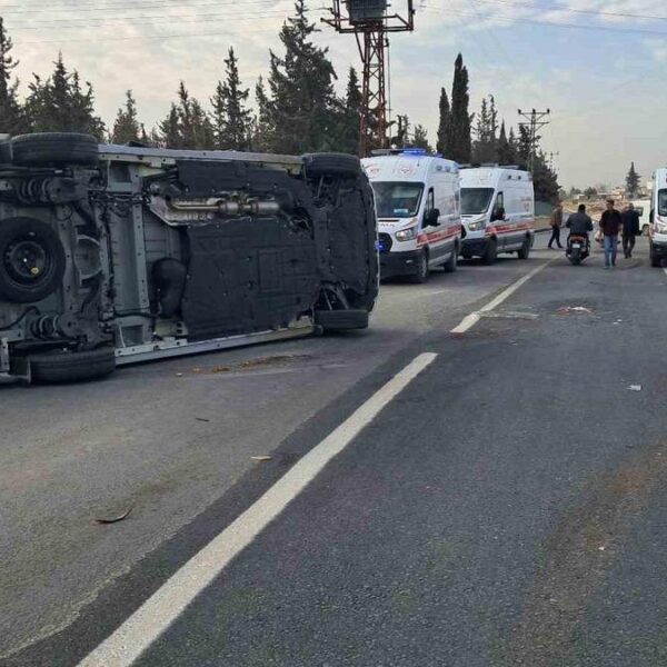 Kilis’te iki araç çarpıştı: 4 yaralı