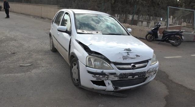 Kilis'te iki araç çarpıştı: 4 yaralı, 3