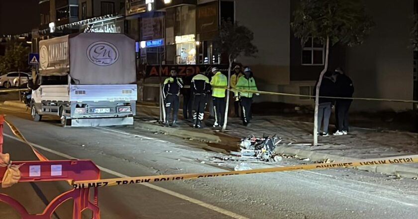 Polis takibinden kaçan iki kişi kaza sonucu hayatını kaybetti